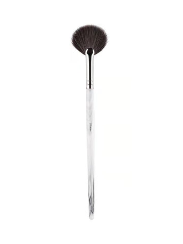 233S Fan Shape Highlighter Makeup Brush